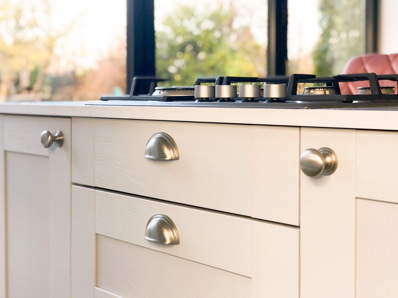 Black handless made to measure kitchen